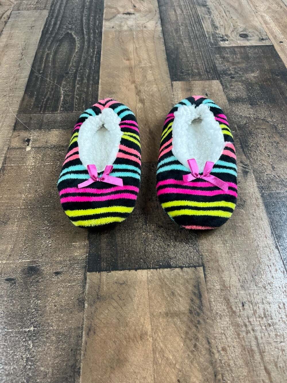 Striped Multi-Color Slipper Socks Girls Multicolor Pre-Owned Neon Non-Slip Bow